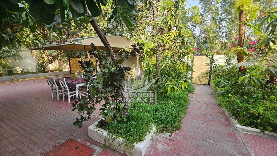 GCC only | Beautiful 6BR Villa | Big garden | Maids & Driver