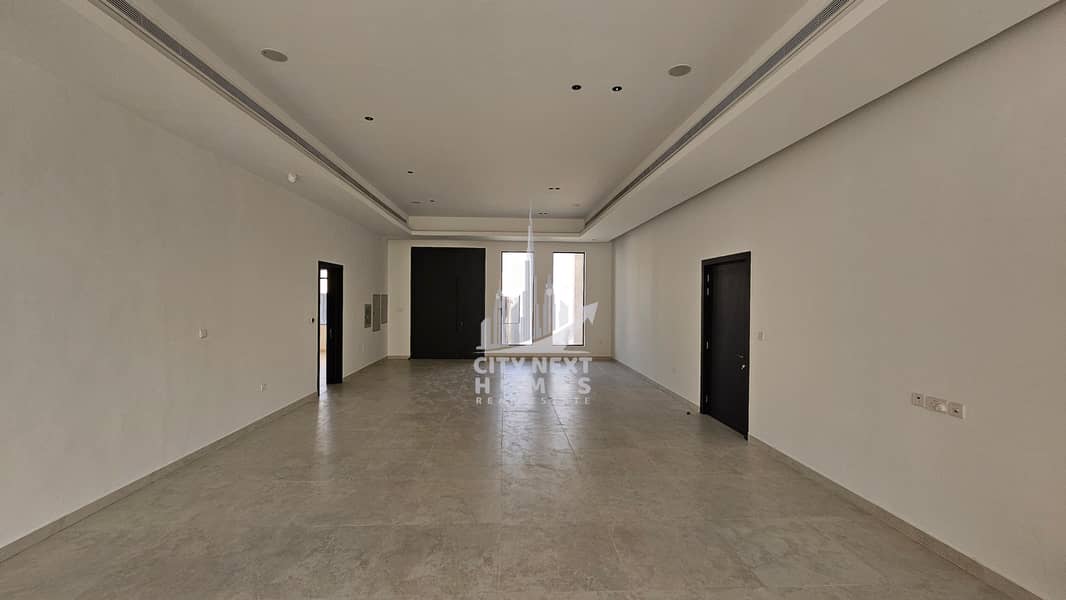 Brand new | Spacious 6 BR Villa | Majlis | Maids | Garden