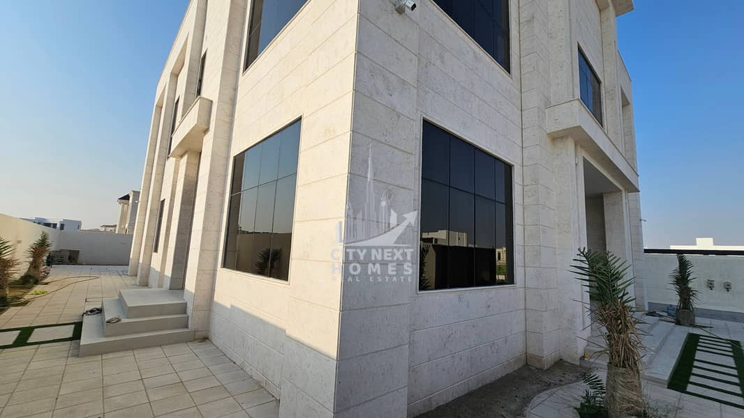 Brand new | Spacious 6 BR Villa | Majlis | Maids | Garden - Image 15