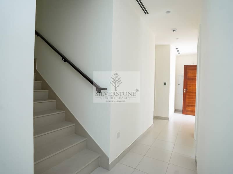 Stylish 3BR Villa | Amenities View - Image 13