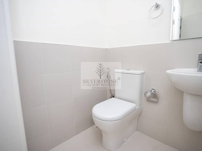 Stylish 3BR Villa | Amenities View - Image 15