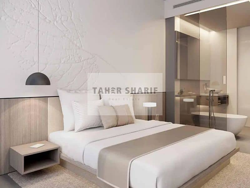 STUNNING STUDIO | TALLEST HOTEL | HIGH ROI - Image 7