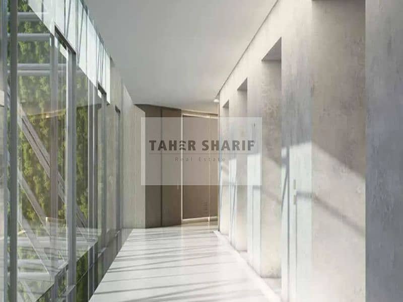 STUNNING STUDIO | TALLEST HOTEL | HIGH ROI - Image 9