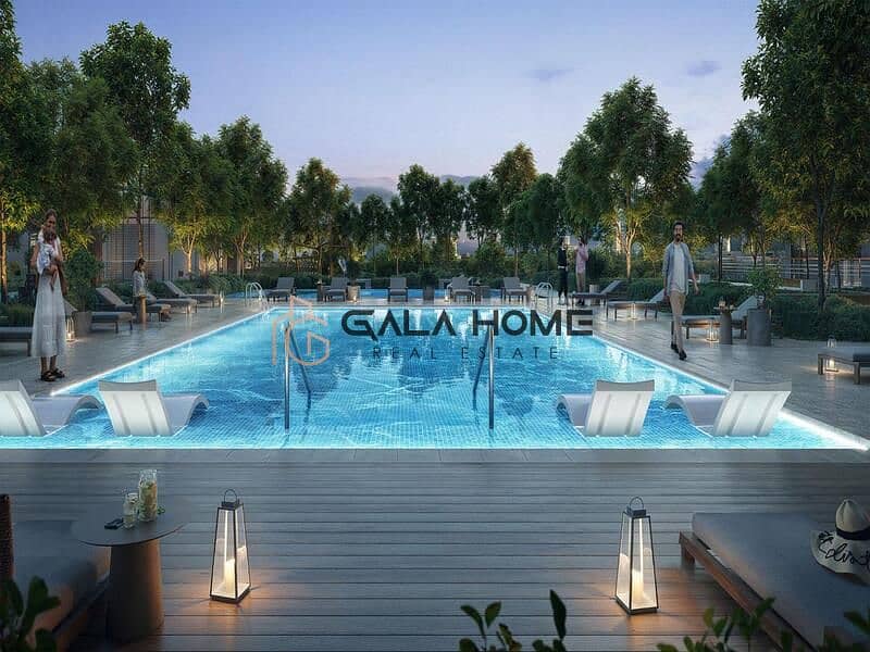 Contemporary Golfside Homes with Top Amenities