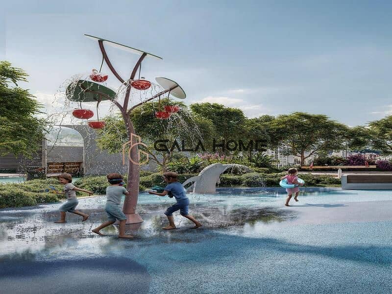 Contemporary Golfside Homes with Top Amenities