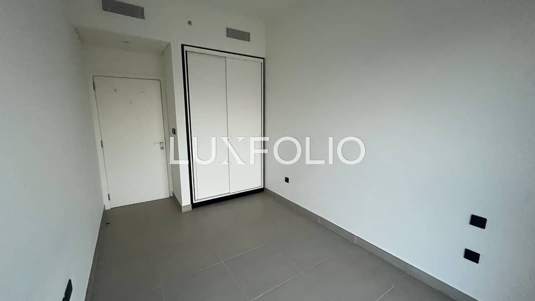 Community & Sky Line View | High Floor - Image 8