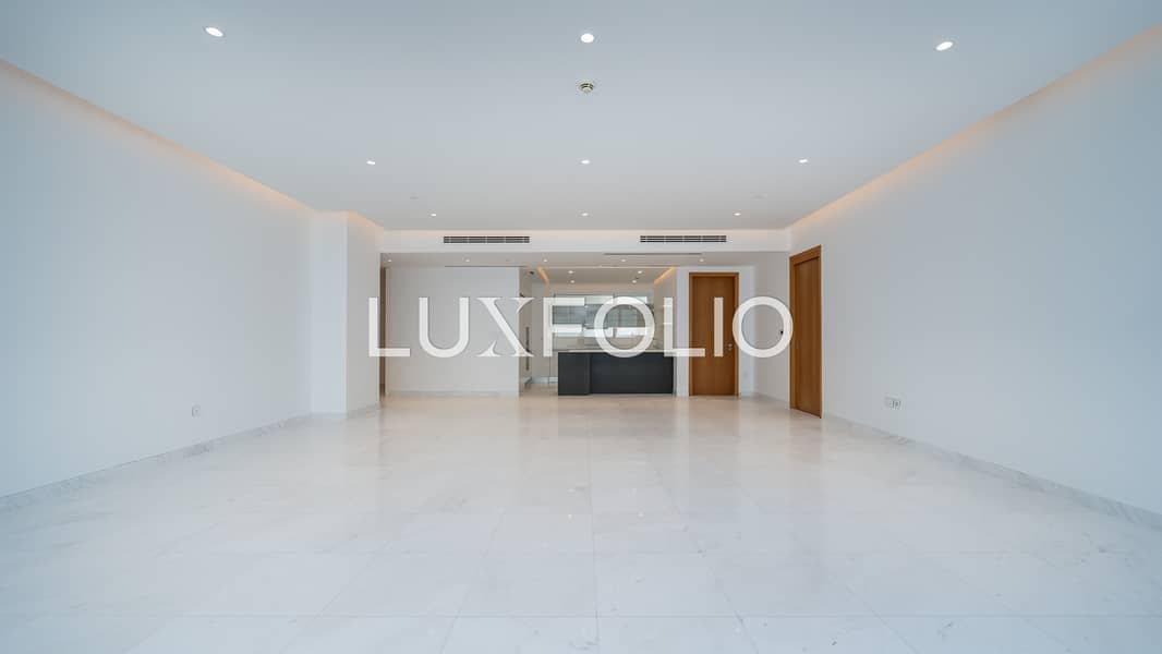 High Floor | Vacant | Full Views