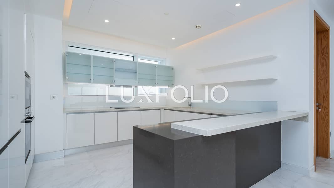 High Floor | Vacant | Full Views