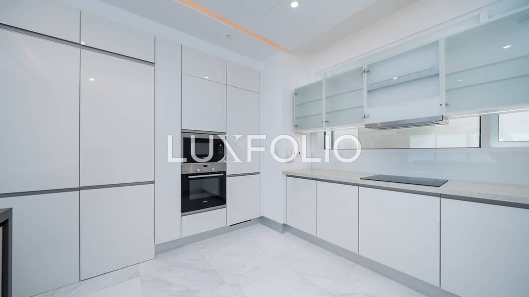 High Floor | Vacant | Full Views - Image 6