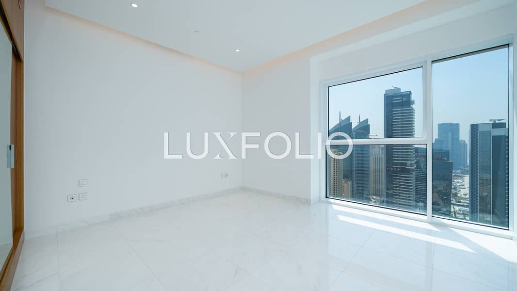 High Floor | Vacant | Full Views - Image 10