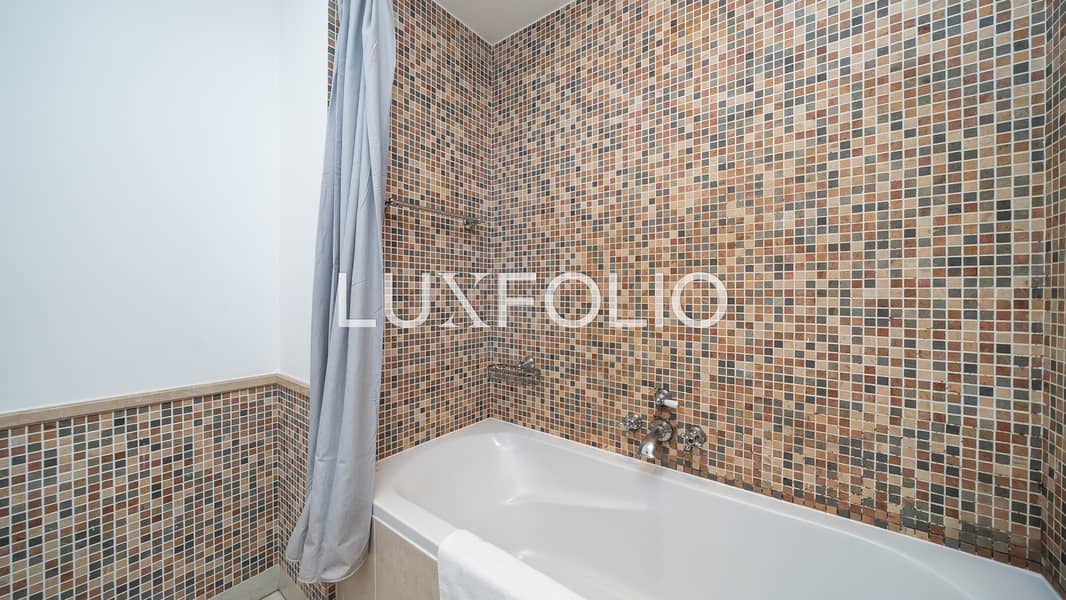 Fully Furnished | Burj Khalifa View - Image 18