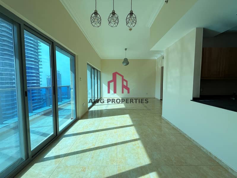 Spacious Apartment | Chiller Free | Prime Location