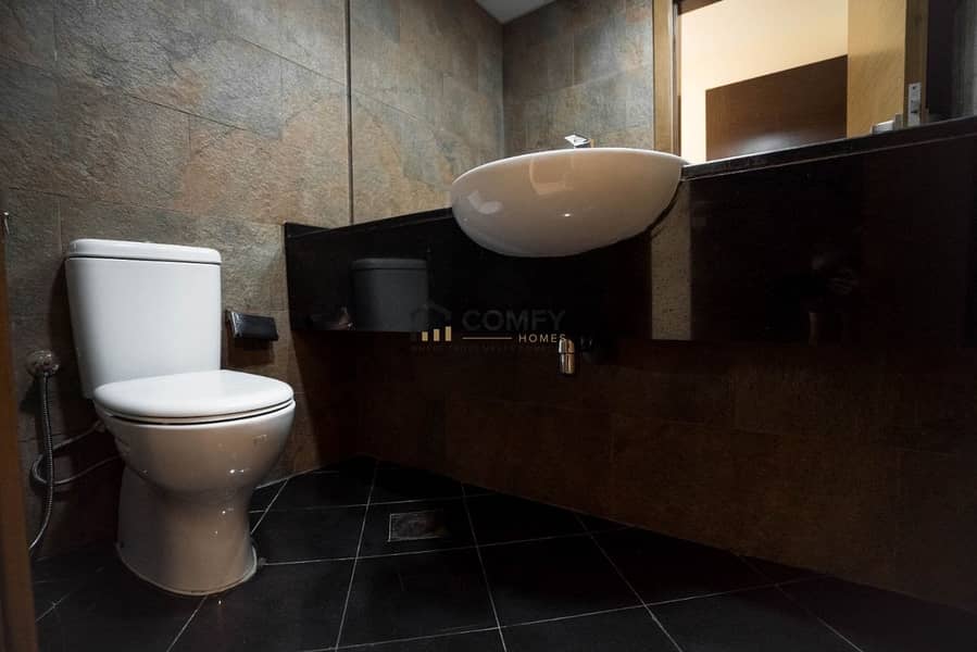 BEST Big Two Bedrooms Appartment - Image 12