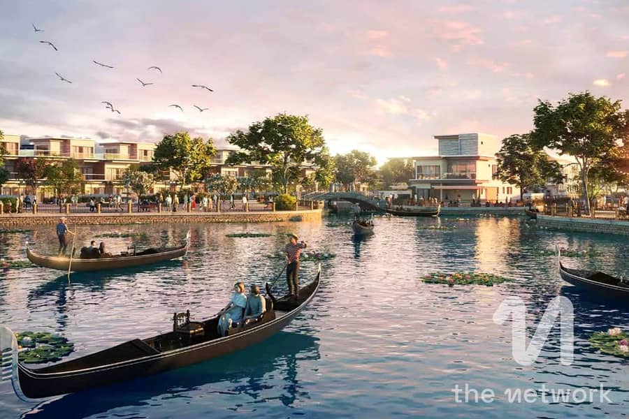 Lagoon Facing | 7 Bedroom | Close To Central Hub