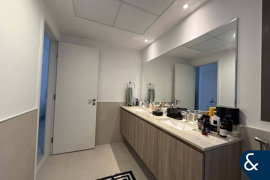 Single Row | Rented | Desirable Location - Image 8