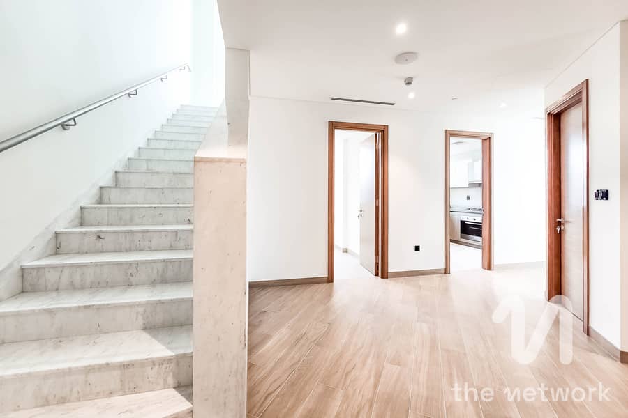 Duplex | Full lagoon View | Downtown skyline