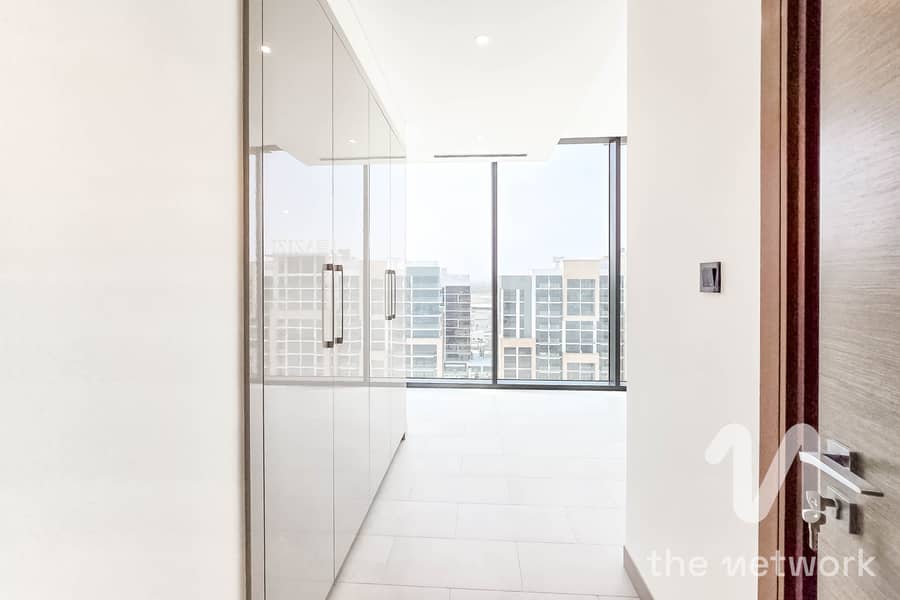 Duplex | Full lagoon View | Downtown skyline - Image 11