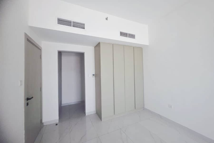 2+Maid | Handover Soon | Chiller free |Garden View - Image 7