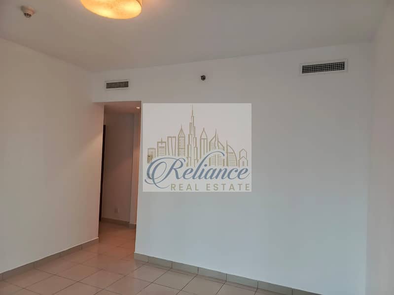 Vacant I Chiller free | Large Unit - Image 11