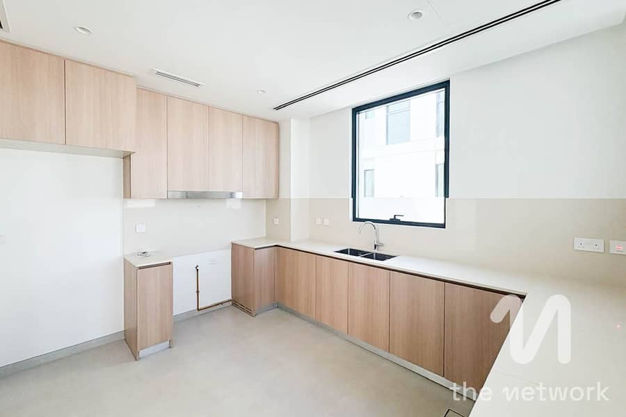 Genuine Listing | Avail Now | 4 bed