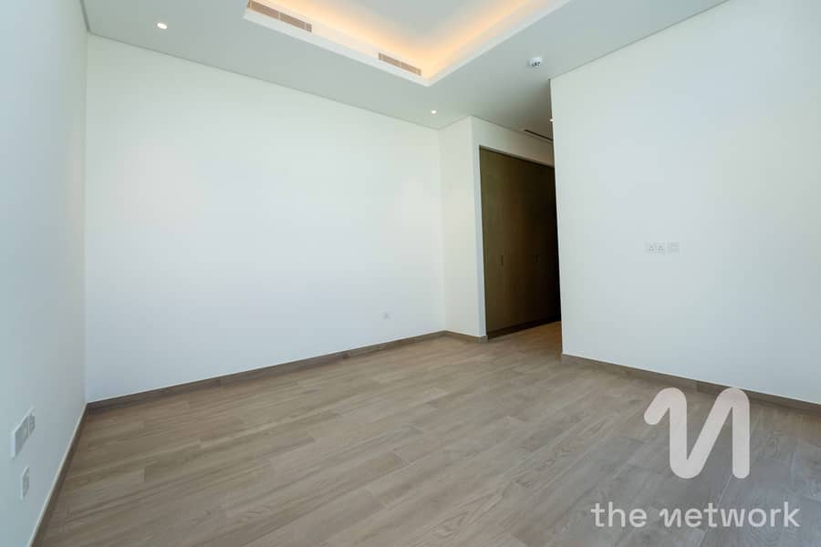 Private Pool | Ready to Move | Landscaped Garden - Image 6