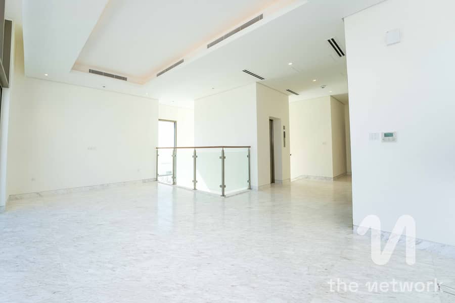 Private Pool | Ready to Move | Landscaped Garden - Image 8