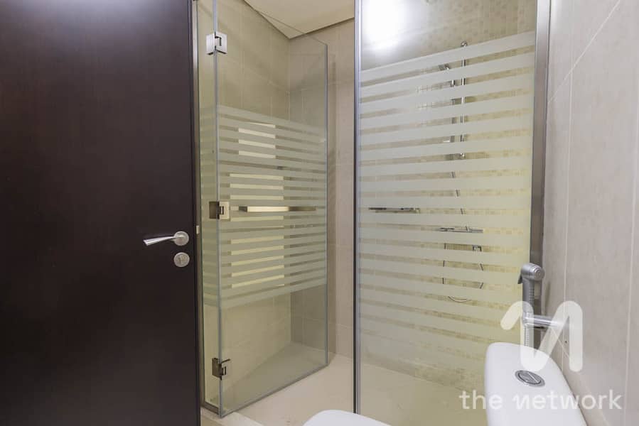 Vacant Soon | Single Row | Landscaped - Image 9