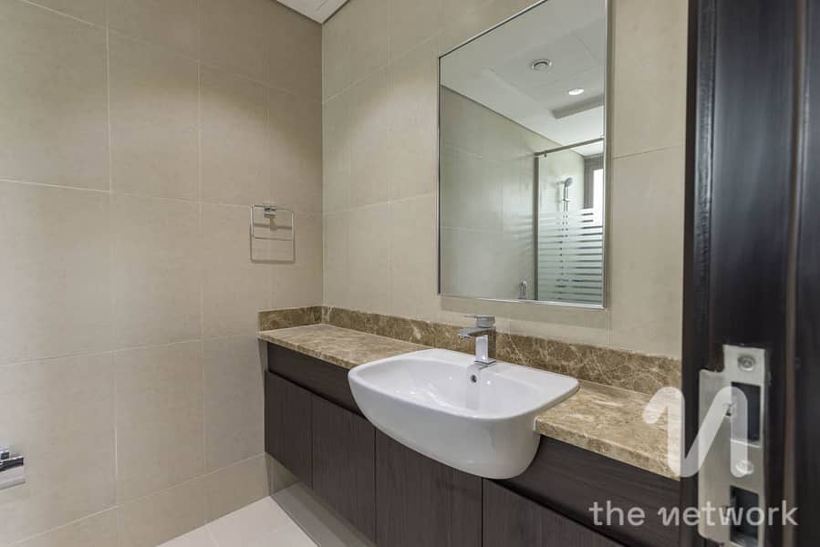 Vacant Soon | Single Row | Landscaped - Image 26