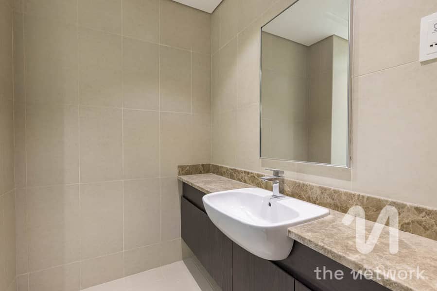 Vacant Soon | Single Row | Landscaped - Image 29