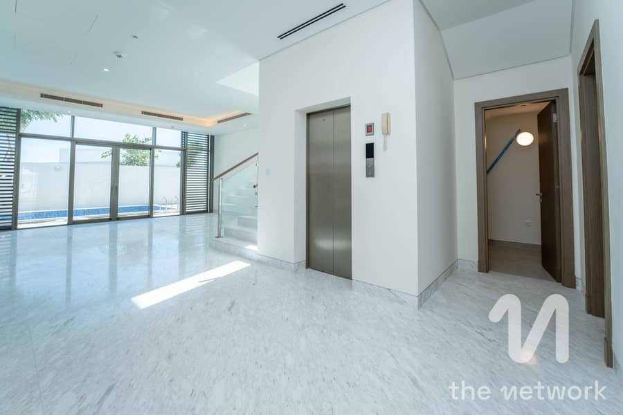 Prime Location | Vacant | 12 CHEQUES