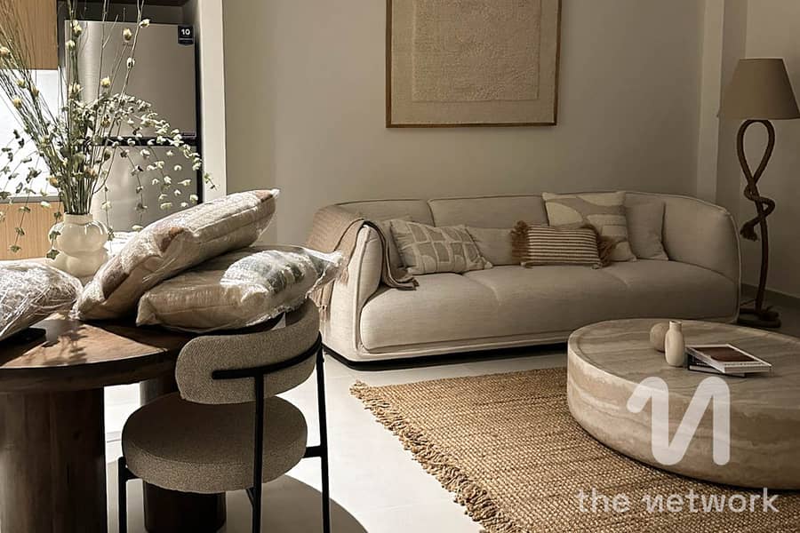 Luxurious Furnished | Near the Beach | Renovated - Image 14