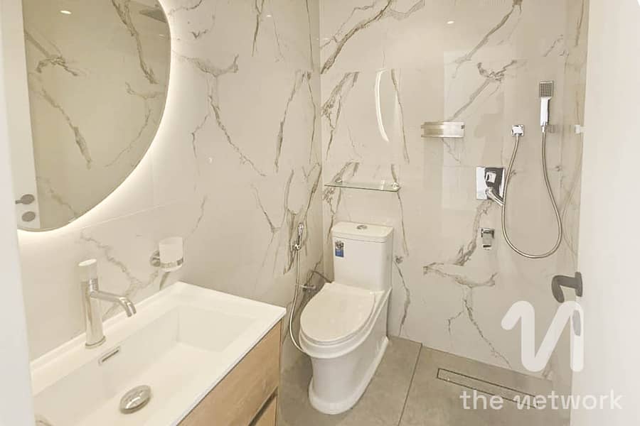 Fully Upgraded | Large Plot | 4E | Vacant January - Image 7