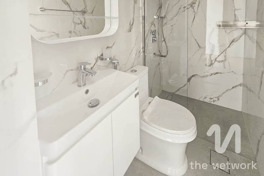 Fully Upgraded | Large Plot | 4E | Vacant January - Image 8