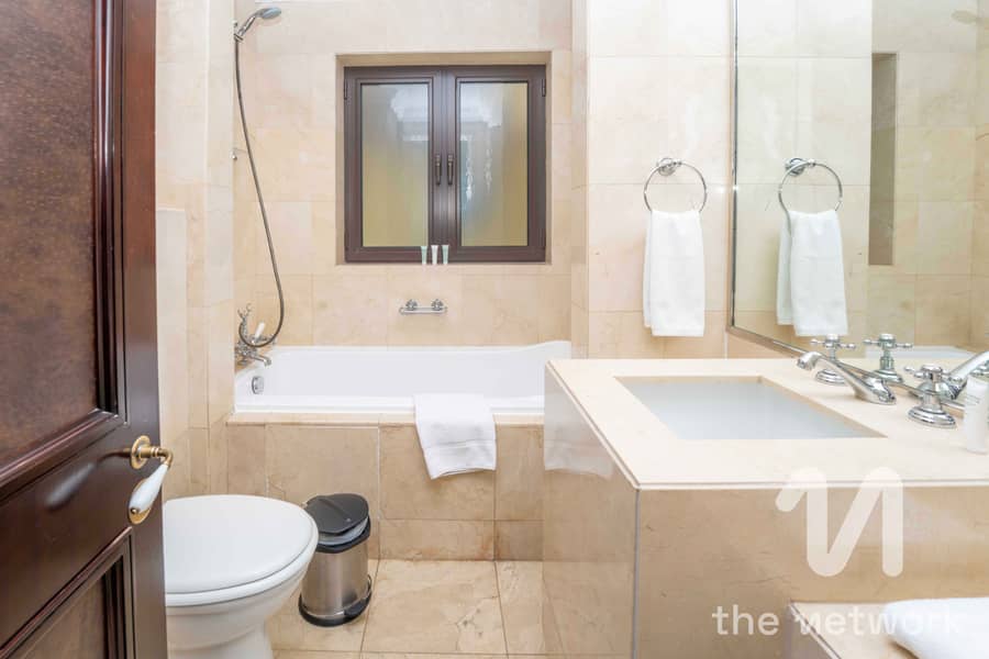 Unique with Garden | Burj Khalifa View | Upgraded - Image 12