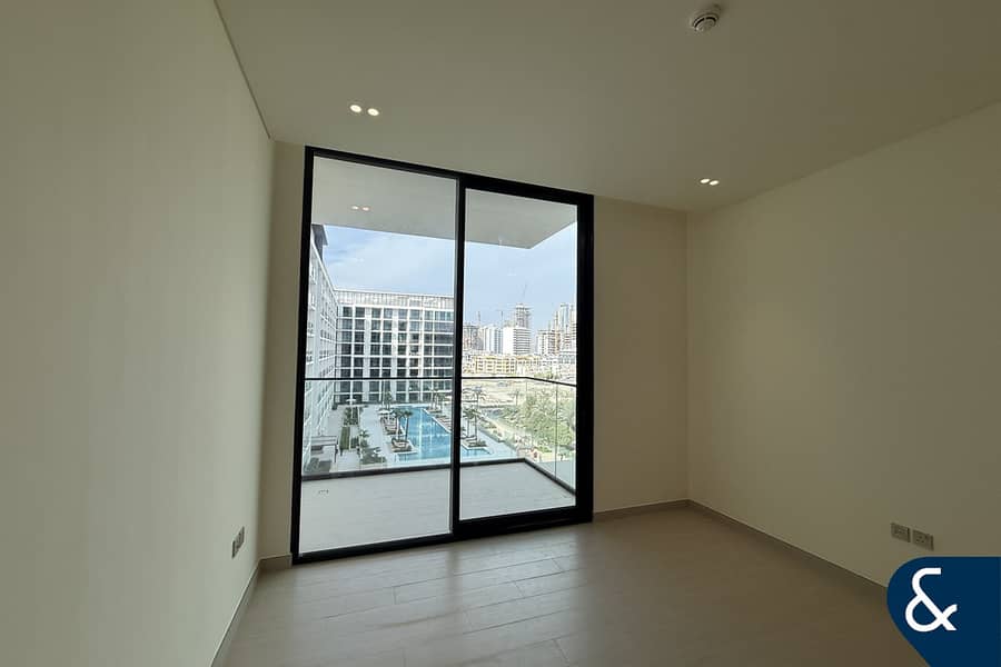 1 bed 2 bath | Brand New | Pool View