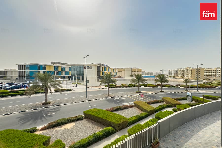 Ready to Move | Open View | Next to School