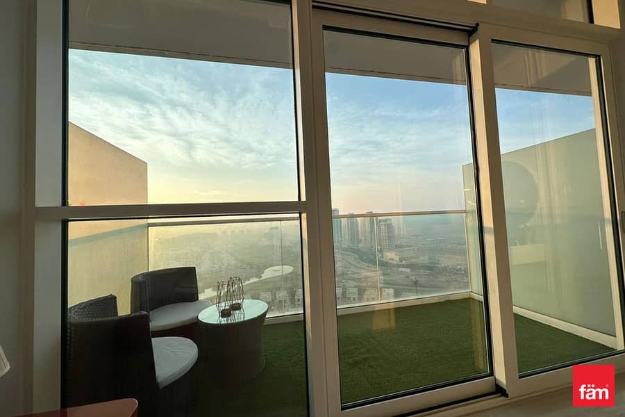 High Floor | Golf View | Fully Furnished - Image 6