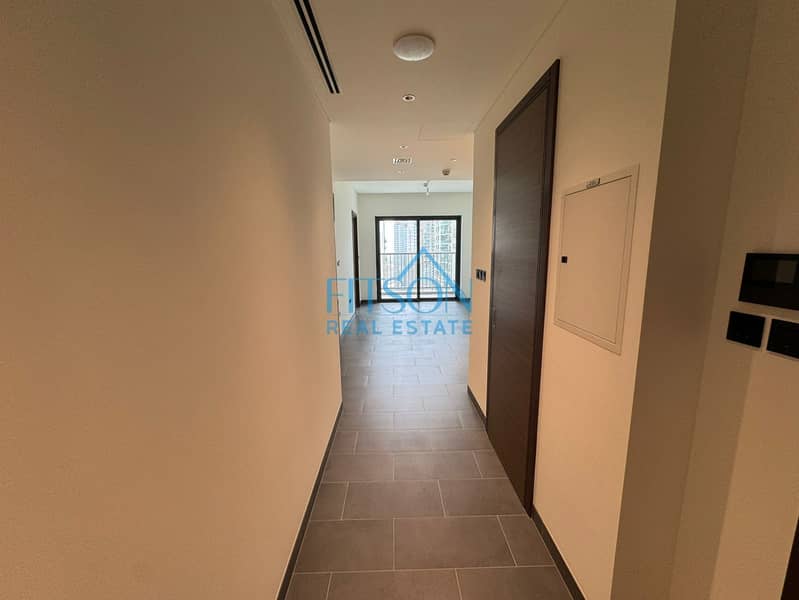 HIGHER FLOOR | CANAL VIEWS | 1BEDROOM+STUDY