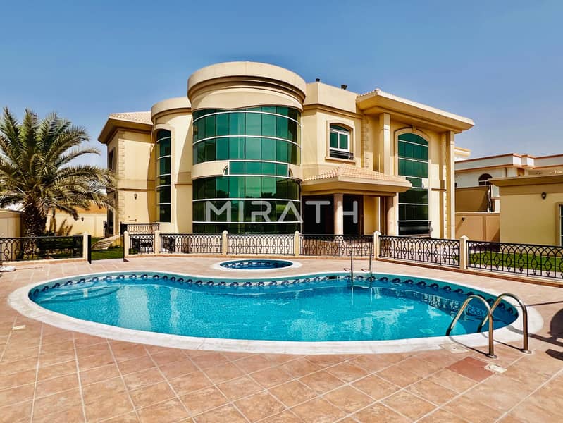Spacious Renovated Villa | Pool |Elevator | Majlis
