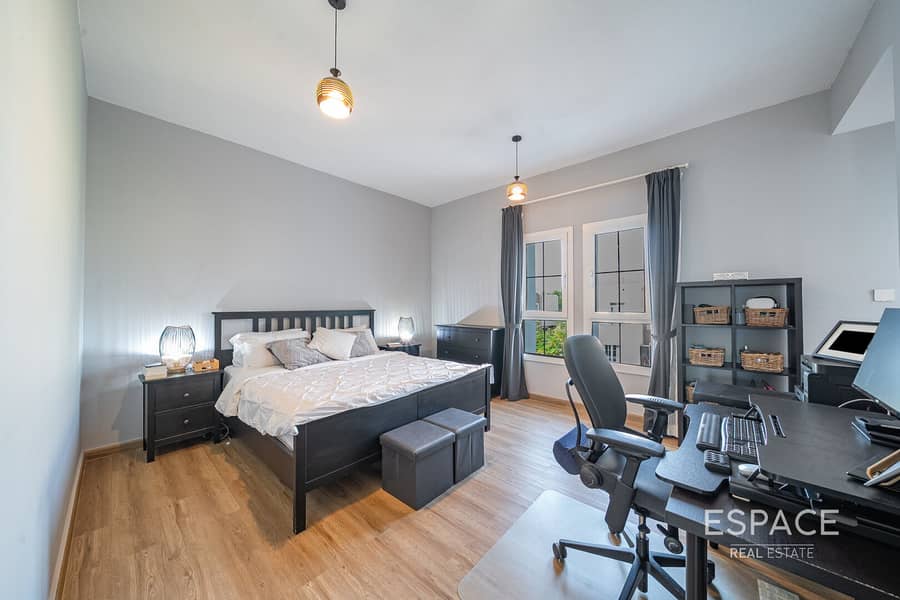 Upgraded | Great Location | Vacant - Image 9