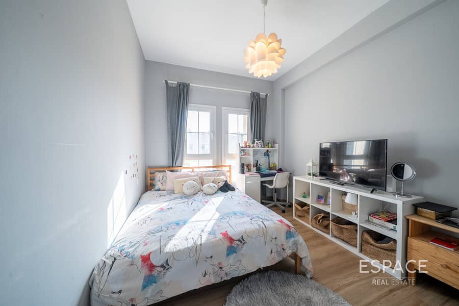 Upgraded | Great Location | Vacant - Image 11