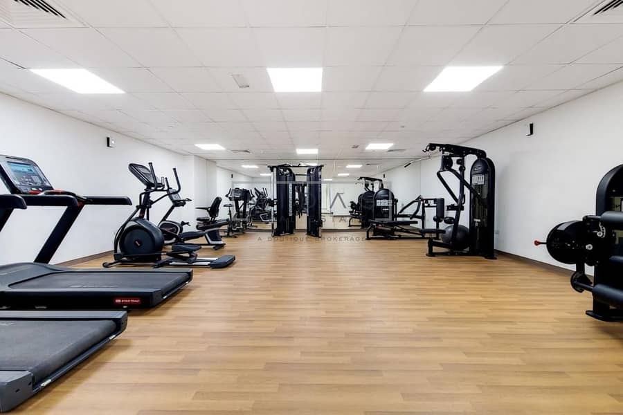 Studio|Semifurnished|Close to Metro - Image 8