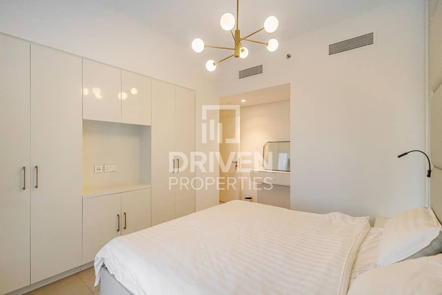 Burj Khalifa View | Well Furnished | Vacant