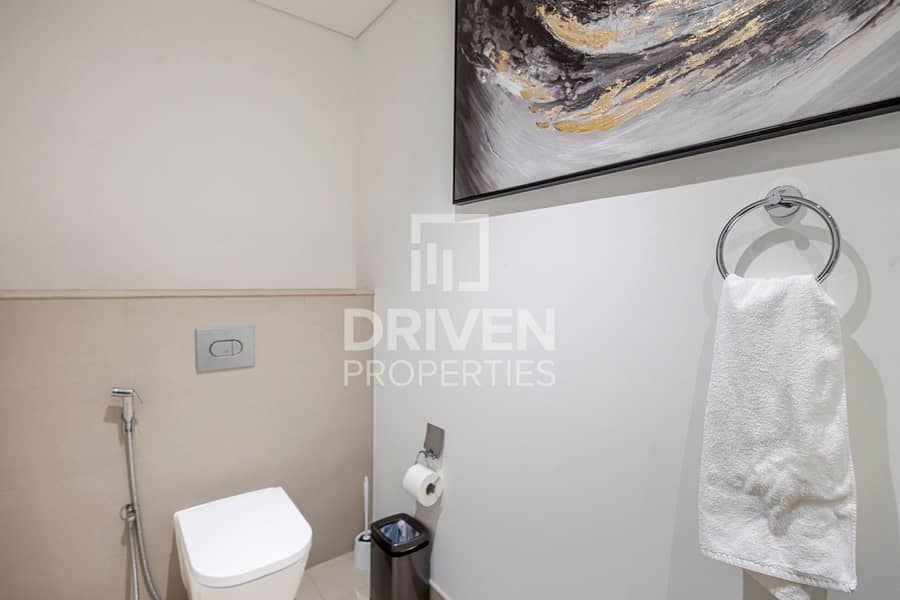 Burj Khalifa View | Well Furnished | Vacant - Image 18