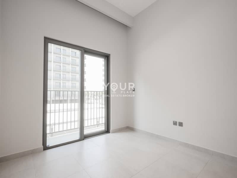 3+Maid Townhouse | 2 Parking Spots | Spacious - Image 9