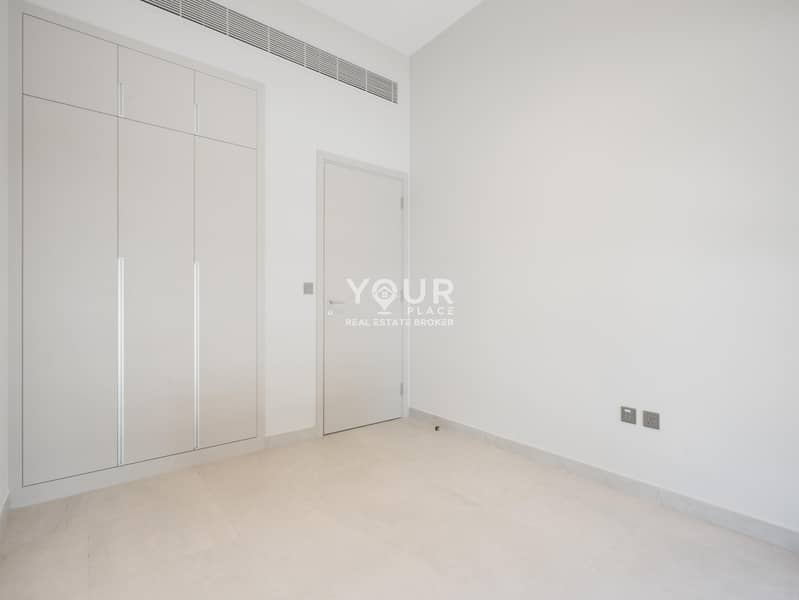 3+Maid Townhouse | 2 Parking Spots | Spacious - Image 17