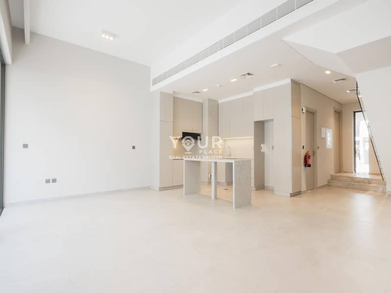 3+Maid Townhouse | 2 Parking Spots | Spacious - Image 18