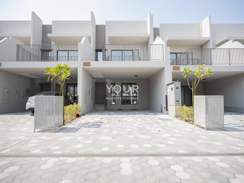 3+Maid Townhouse | 2 Parking Spots | Spacious - Image 25