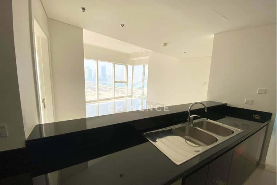 Panoramic and Palm Views | No Balcony - Image 6