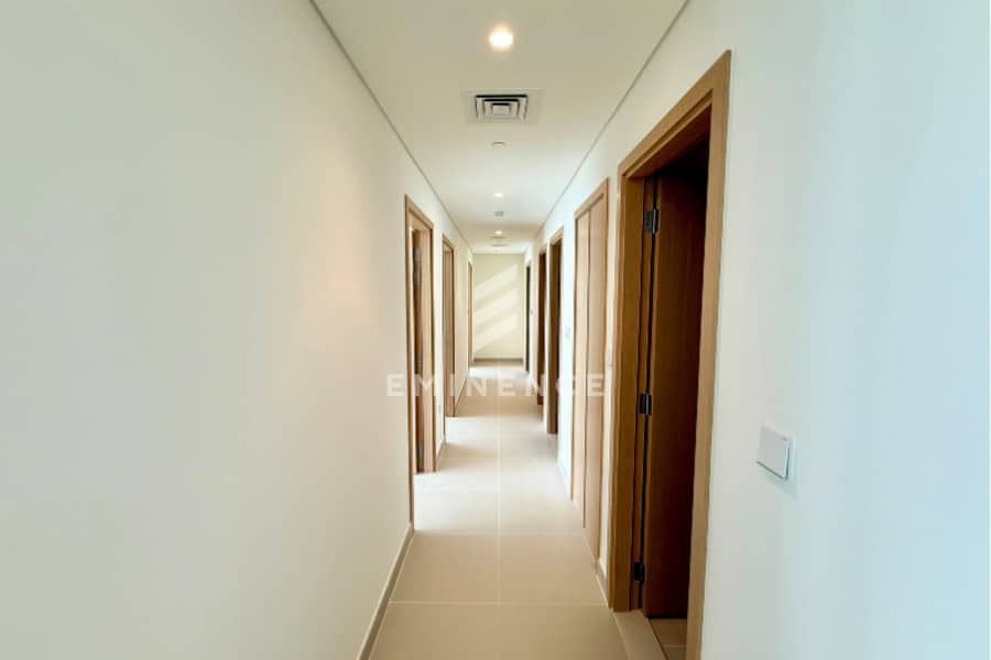 Sunset Views| Panoramic Sea Views | Brand New - Image 13